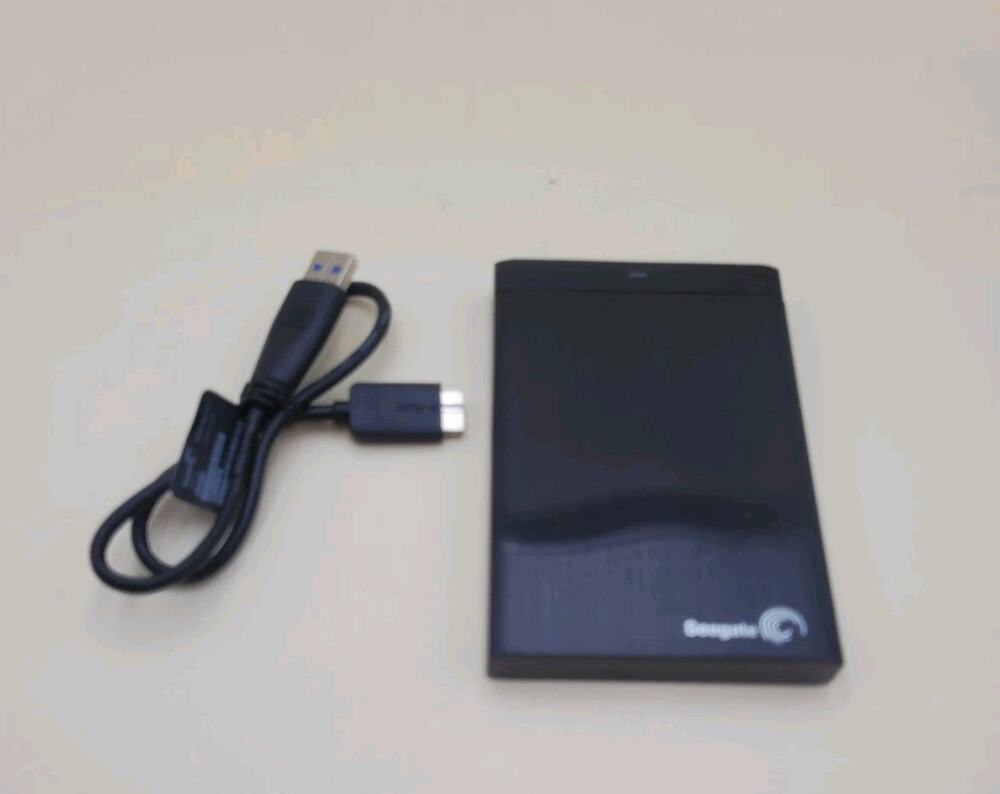 Seagate 500 GB External Hard Drive Model SRDOSPO 1D8AP8-500
